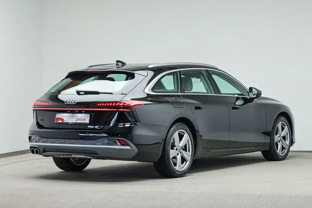 Gebraucht Audi A6 Ambiente 204 PS (150 kW) 2025 Mythosschwarz metallic Kombi