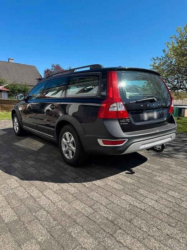 Second-hand Volvo XC70 185 CP (136 kW) 2008 Negru Break
