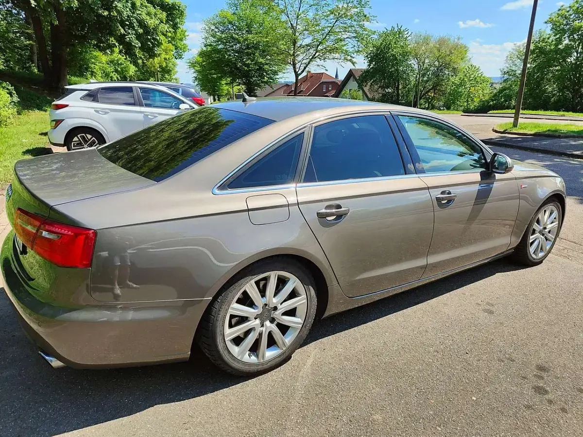 Gebraucht Audi A6 310 PS (228 kW) 2013 Grau Limousine