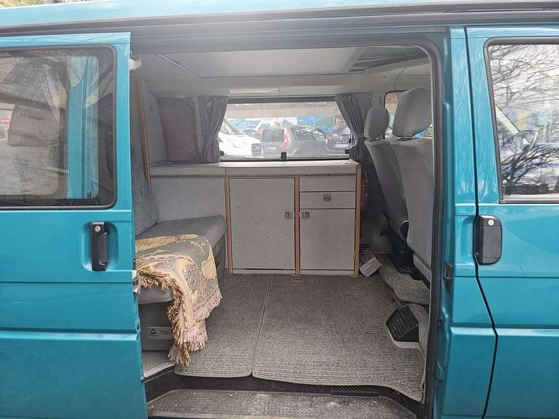 Grün Gebraucht 1995 VW T4 California Van | 14.999 € - Bild 1/4