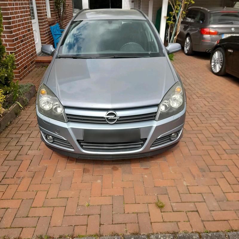 Second-hand Opel Astra 105 CP (77 kW) 2005 Argintiu Break