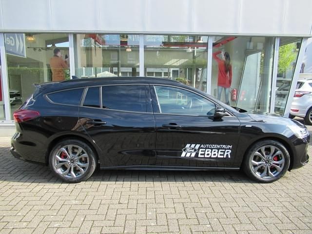 Gebraucht Ford Focus ST-Line 125 PS (91 kW) 2023 Schwarz Kombi