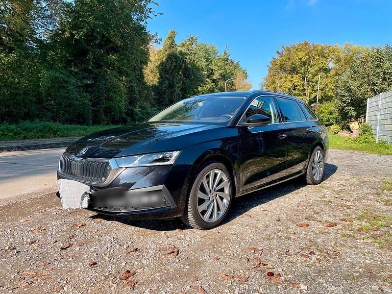 Gebraucht Skoda Octavia Style 204 PS (150 kW) 2021 Schwarz Kombi
