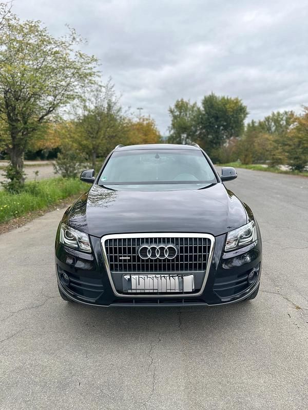 Schwarz Gebraucht 2011 Audi Q5 S-Line SUV | 16.500 € (Etwas zu teuer) - Bild 1/4