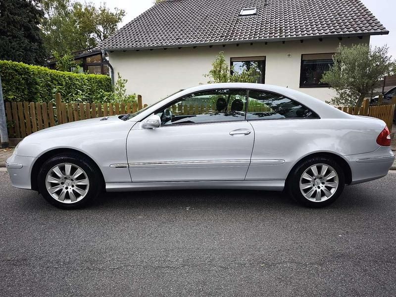 Gebraucht Mercedes CLK200 Elegance 163 PS (119 kW) 2007 Silber Coupé