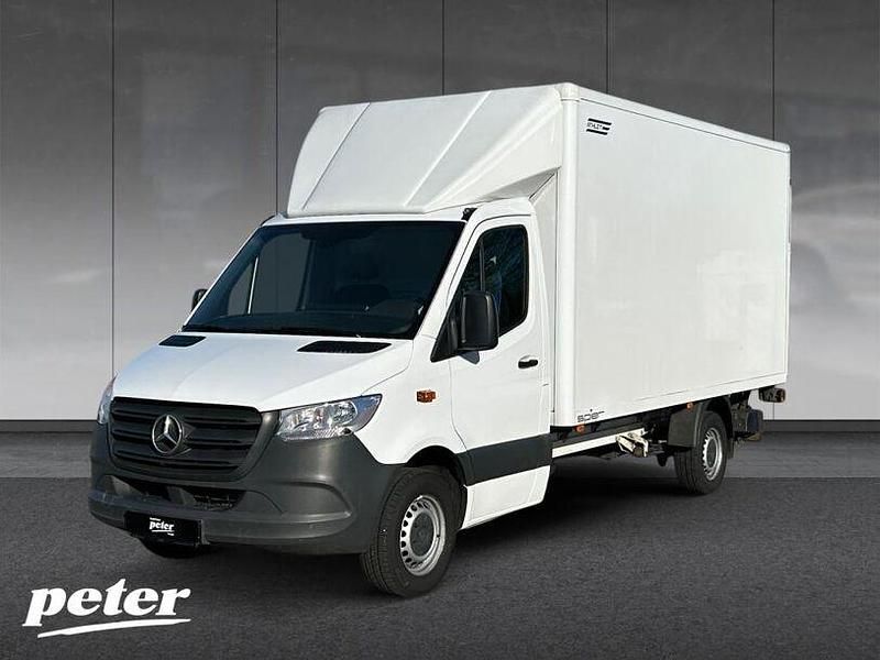 Gebraucht Mercedes Sprinter 163 PS (119 kW) 2021 Arktikweiß Van