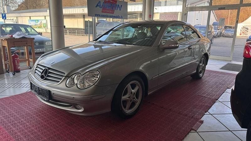 Silber Gebraucht 2002 Mercedes CLK200 Elegance Coupé | 2.900 € - Bild 1/4