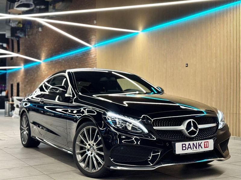 Schwarz Gebraucht 2016 Mercedes C220 AMG line Coupé | 24.500 € (Teuer) - Bild 1/4