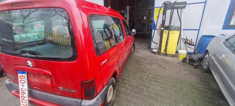 Gebraucht Citroën Berlingo 109 PS (80 kW) 2001 Rot Van / Kleinbus