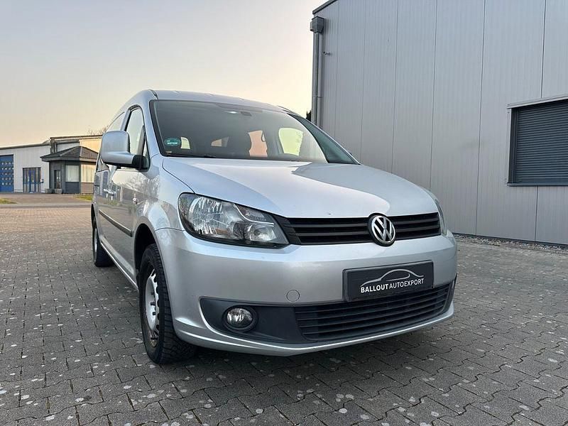 Gebraucht VW Caddy Maxi 102 PS (75 kW) 2012 Silber Van / Kleinbus