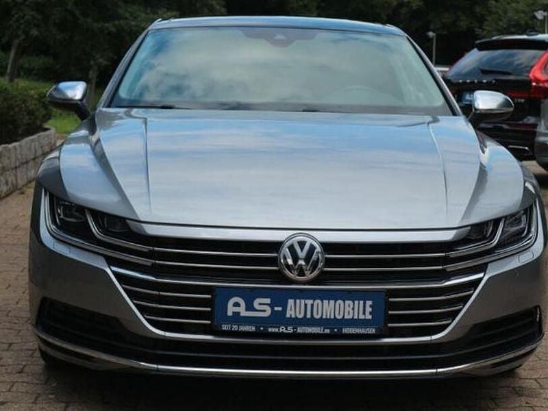 Gebraucht VW Arteon Elegance 239 PS (175 kW) 2017 Silber Kleinwagen