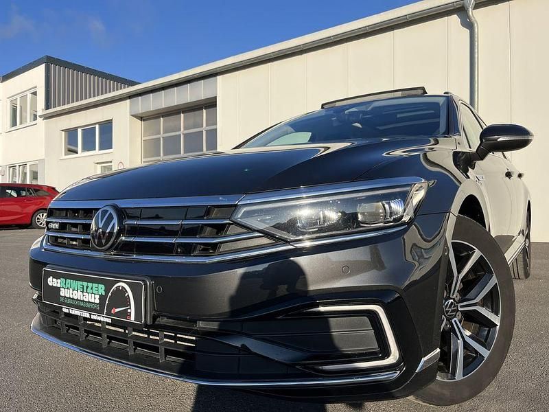Grau Gebraucht 2021 VW Passat GTE Kombi | 19.860 € (Fairer Preis) - Bild 1/4