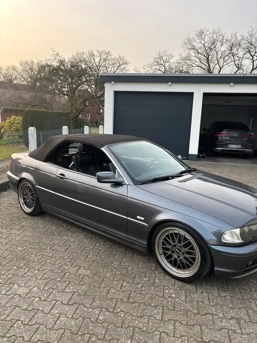 Gebraucht BMW 320 Cabriolet 170 PS (125 kW) 2001 Grau Cabrio