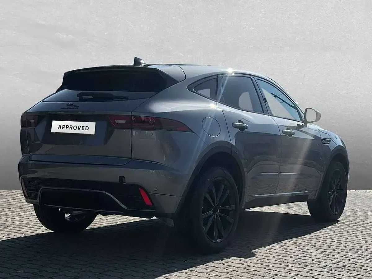 Używany Jaguar E-Pace R-Dynamic 206 KM (151 kW) 2024 Szary SUV