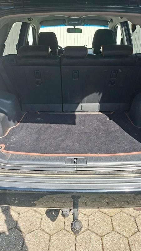 Second-hand Hyundai Tucson Style 140 CP (102 kW) 2008 Negru SUV