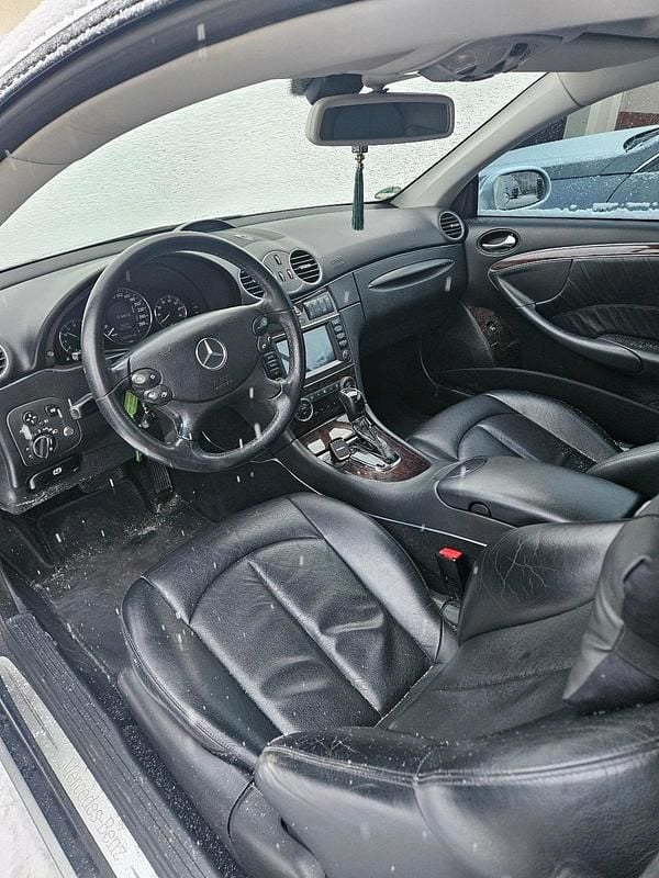 Gebraucht Mercedes CLK350 AMG 276 PS (202 kW) 2006 Silber Coupé