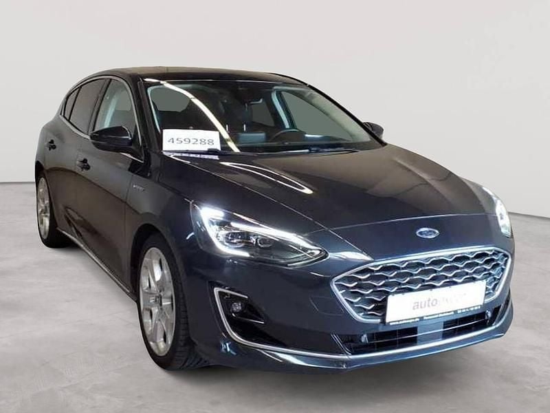 Pantherblau metallic Gebraucht 2020 Ford Focus Vignale Limousine | 19.490 € (Superpreis) - Bild 1/4