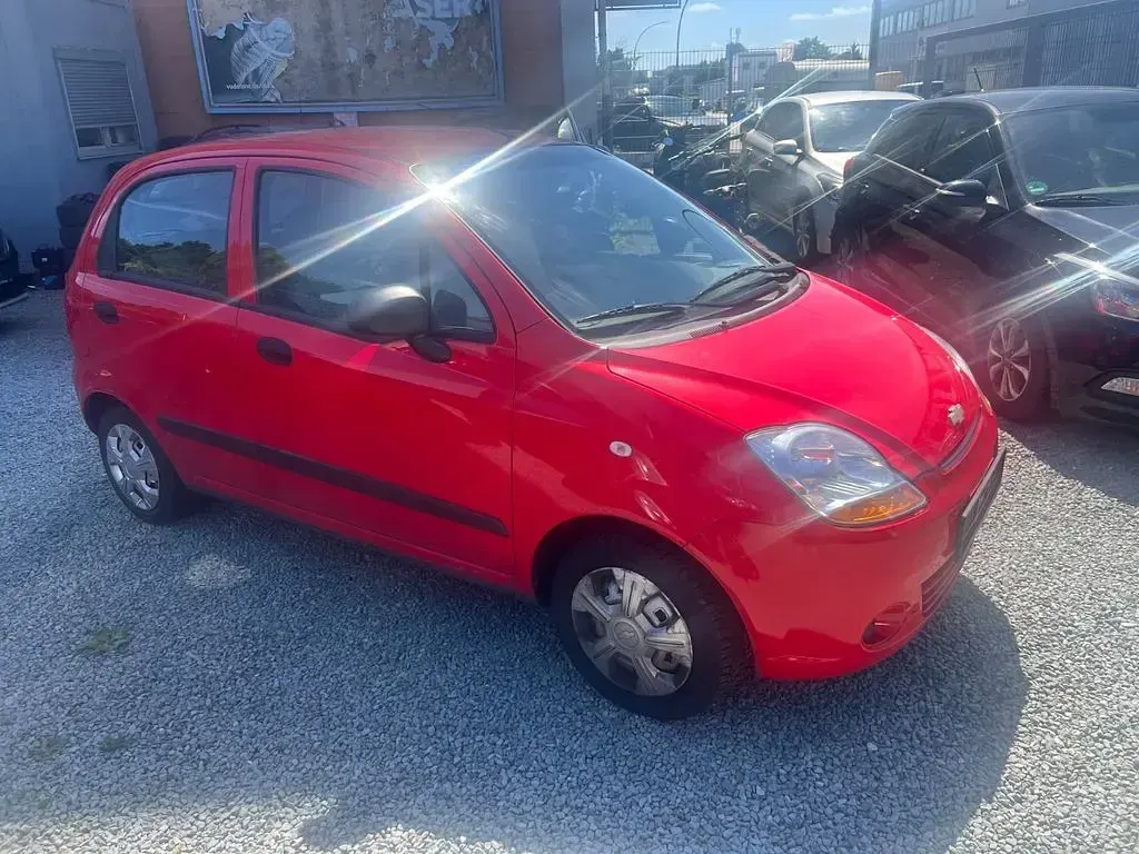 Gebraucht Chevrolet Matiz 52 PS (38 kW) 2009 Rot Kleinwagen