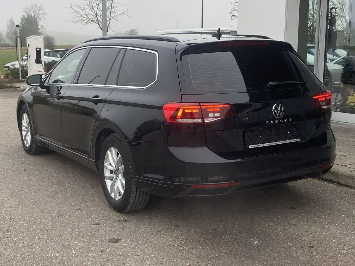 Second-hand VW Passat Business 122 CP (89 kW) 2020 Negru Break