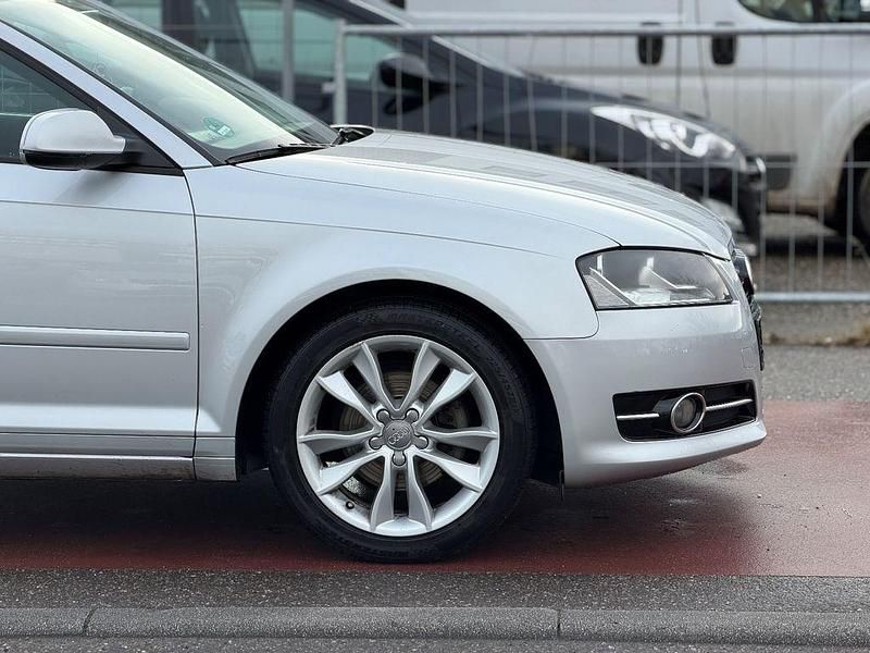 Gebraucht Audi A3 Ambition 125 PS (91 kW) 2010 Silber Limousine