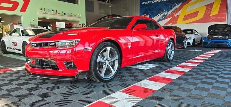 Rot Gebraucht 2015 Chevrolet Camaro SS Coupé | 34.999 € (Fairer Preis) - Bild 1/4