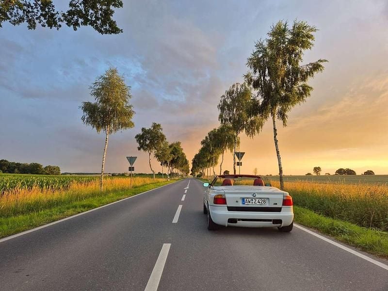 Gebraucht BMW Z1 200 PS (147 kW) 1992 Weiß Cabrio