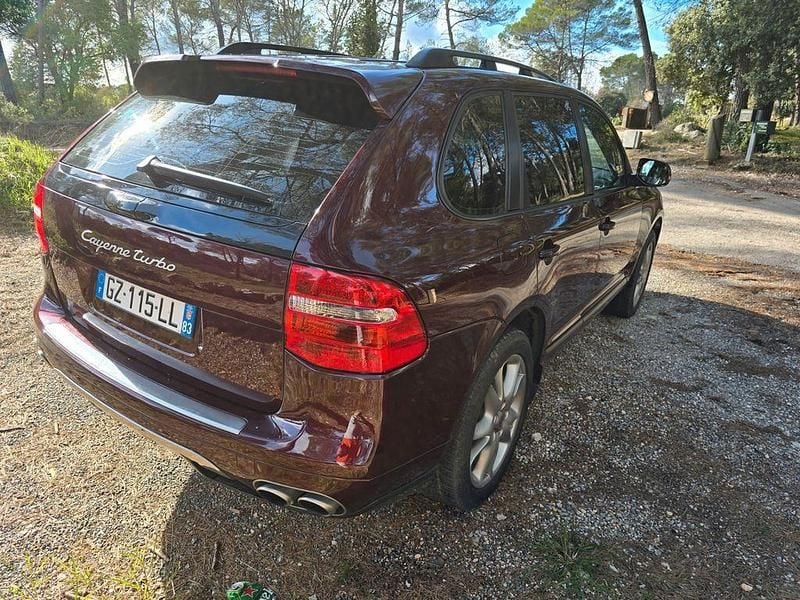Gebraucht Porsche Cayenne Turbo 500 PS (367 kW) 2007 Rot SUV