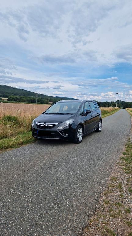 Schwarz Gebraucht 2013 Opel Zafira Tourer Edition Van / Kleinbus | 5.500 € (Fairer Preis) - Bild 1/4