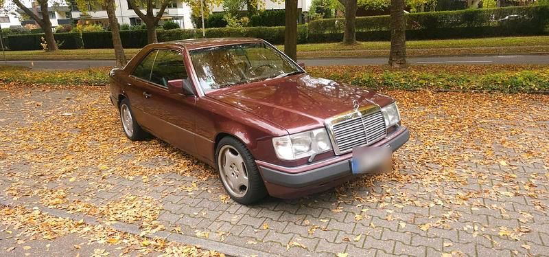 Gebraucht Mercedes E300 220 PS (161 kW) 1990 Coupé