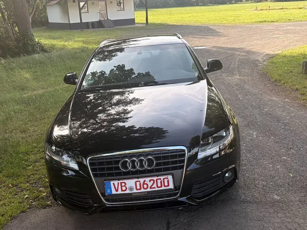 Gebraucht Audi A4 Attraction 160 PS (117 kW) 2008 Schwarz Kombi