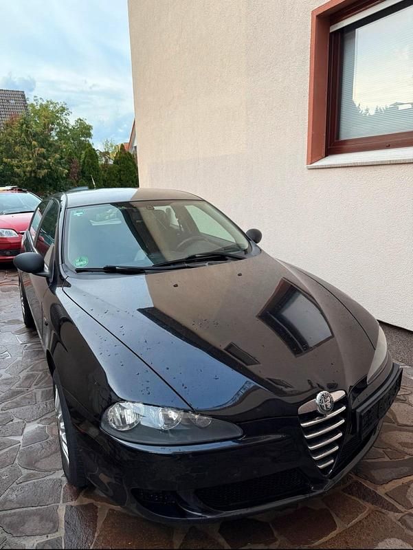Schwarz Gebraucht 2006 Alfa Romeo 147 Kleinwagen | 1.900 € - Bild 1/4