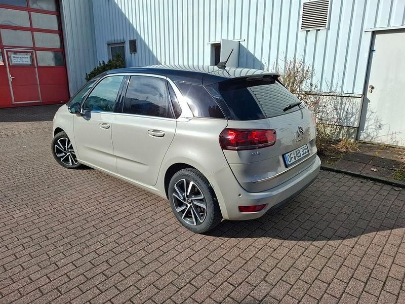 Gebraucht Citroën C4 133 PS (97 kW) 2019 Beige Van / Kleinbus