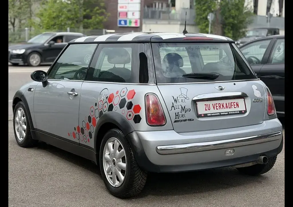 Używany Mini Cooper 116 KM (85 kW) 2002 Srebrny Hatchback