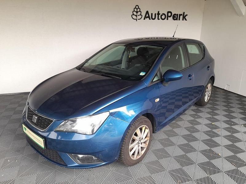 Blau Gebraucht 2015 Seat Ibiza Stylance Limousine | 3.800 € (Guter Preis) - Bild 1/4