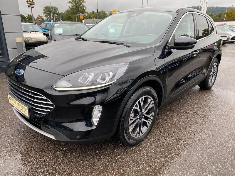 Obsidianschwarz metallic Gebraucht 2020 Ford Kuga Titanium SUV | 19.950 € (Superpreis) - Bild 1/4
