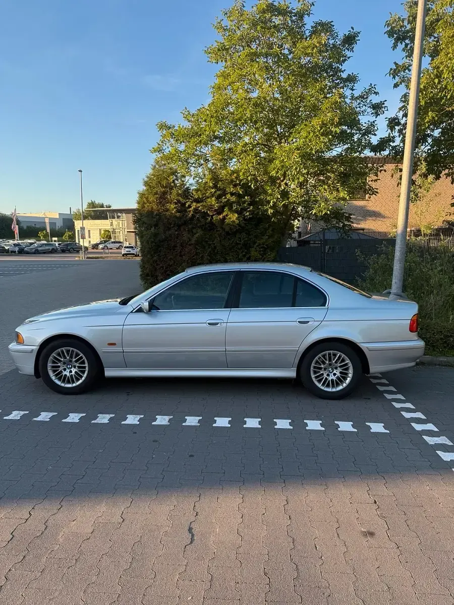 Gebraucht BMW 525 192 PS (141 kW) 2002 Grau Limousine