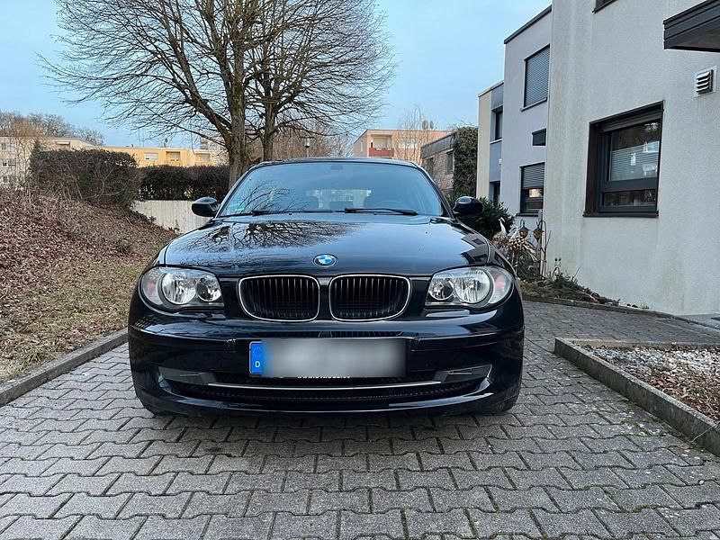 Gebraucht BMW 116 116 PS (85 kW) 2007 Schwarz Kleinwagen
