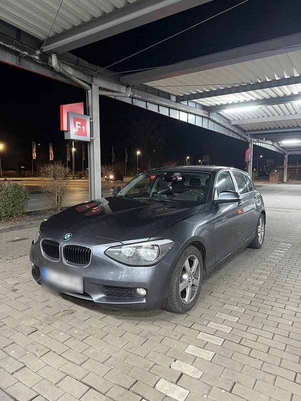 Gebraucht BMW 116 116 PS (85 kW) 2013 Grau Kleinwagen