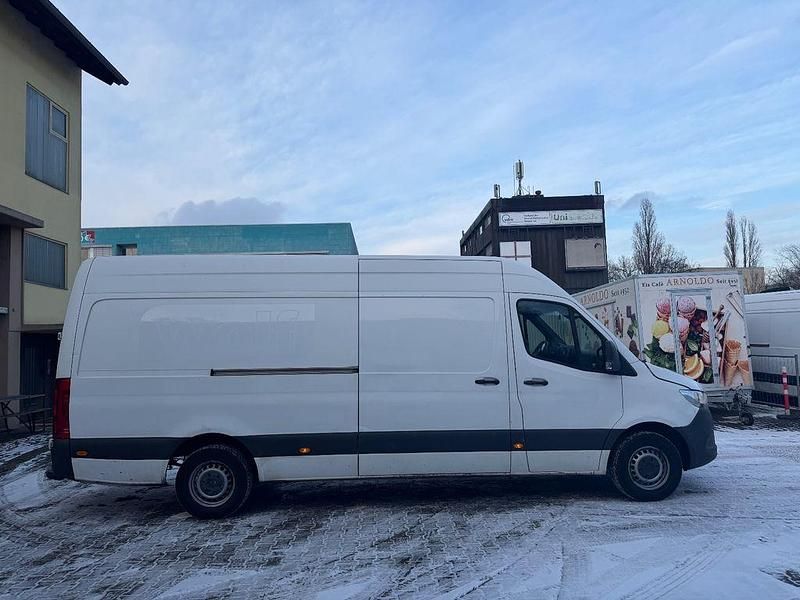 Gebraucht Mercedes Sprinter 163 PS (119 kW) 2021 Weiß Van