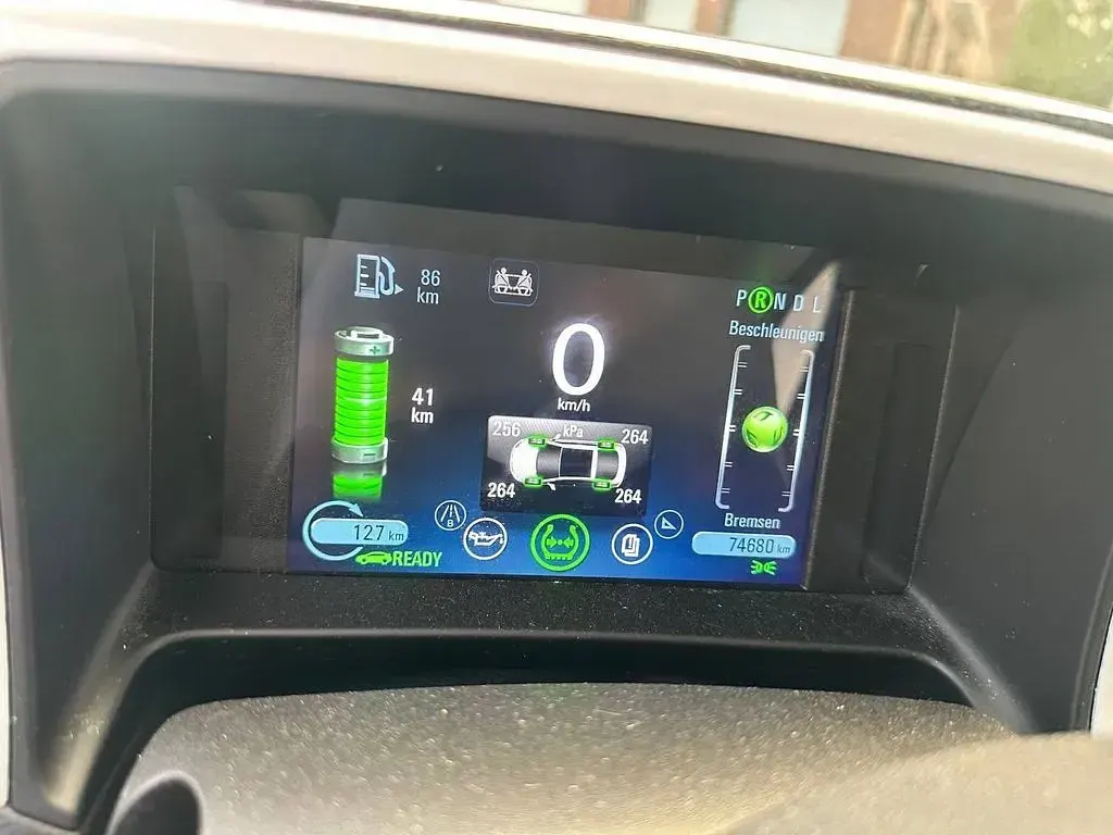 Gebraucht Chevrolet Volt 151 PS (111 kW) 2012 Schwarz Kleinwagen