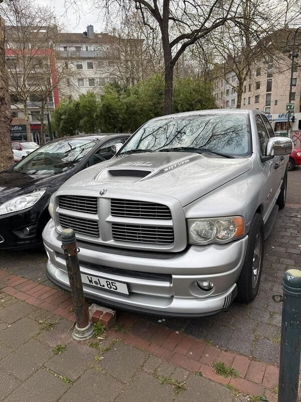 Silber Gebraucht 2005 Dodge Ram Abholung | 9.500 € - Bild 1/4