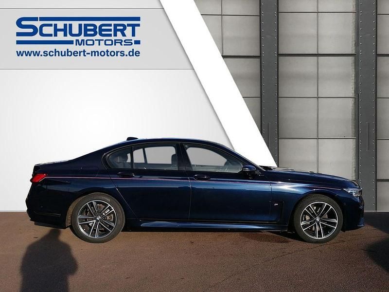 Gebraucht BMW 730 Sport Line 286 PS (210 kW) 2020 Bmw individual tansanitblau Limousine