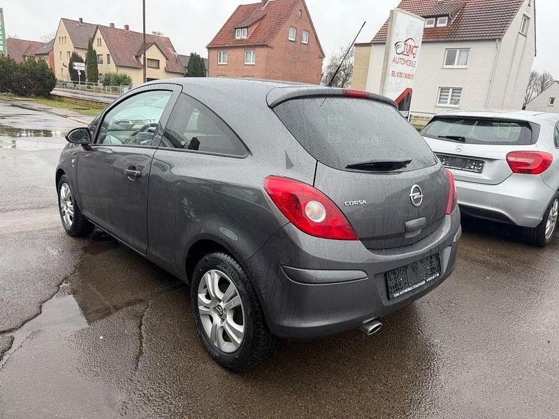 Gebraucht Opel Corsa 87 PS (63 kW) 2012 Grau Kleinwagen