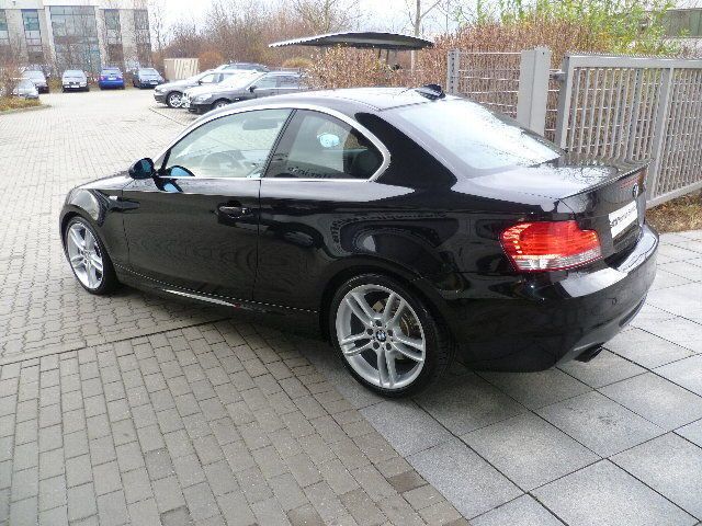 Gebraucht BMW 123 Coupé M Sport 204 PS (150 kW) 2008 Schwarz metallic Coupé