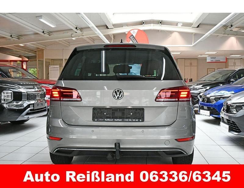 Second-hand VW Golf 116 CP (85 kW) 2020 Gri Monovolum