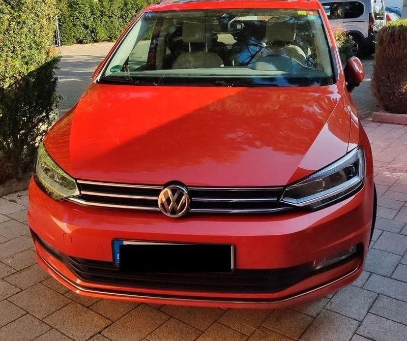 Gebraucht VW Touran Highline 150 PS (110 kW) 2017 Orange Van / Kleinbus