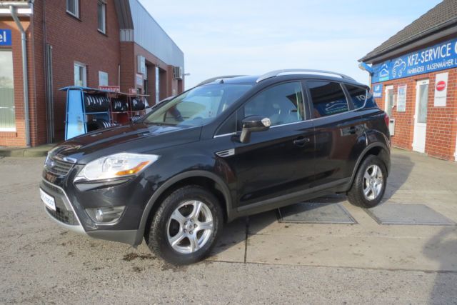 Gebraucht Ford Kuga Trend 136 PS (100 kW) 2010 Schwarz metallic SUV