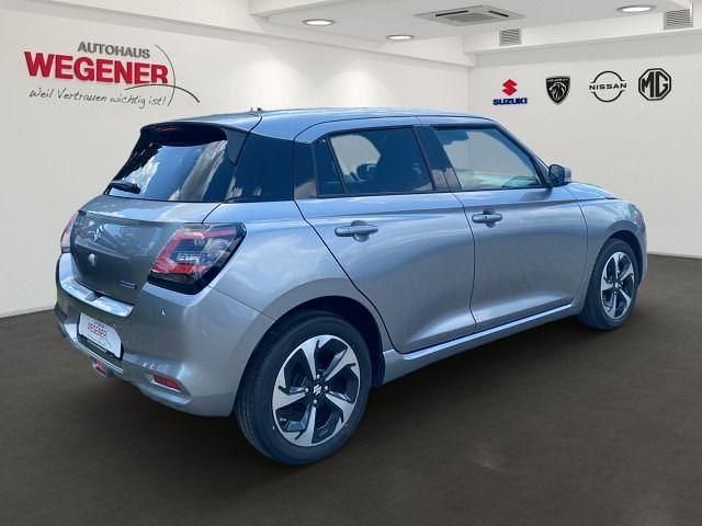Neu Suzuki Swift Comfort+ 83 PS (61 kW) 2026 Premium silver metallic Kleinwagen
