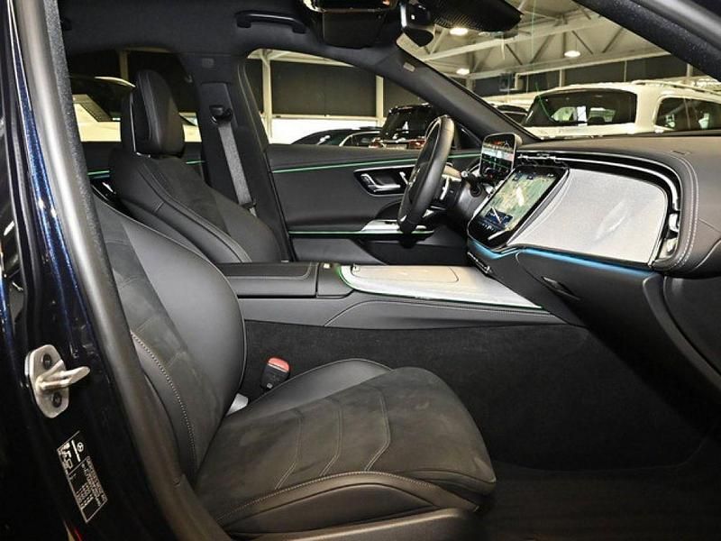 Gebraucht Mercedes E200 Advanced Plus 204 PS (150 kW) 2024 Blau / nautikblau Limousine