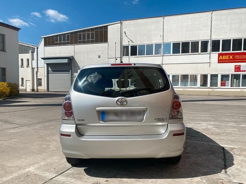 Gebraucht Toyota Corolla Verso 2007 Silber Van / Kleinbus